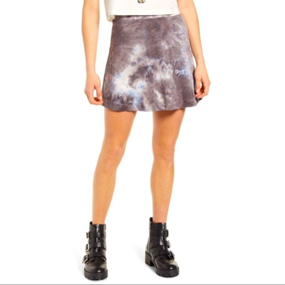 Socialite Gray & Blue Tie Dye Knit Mini Skirt